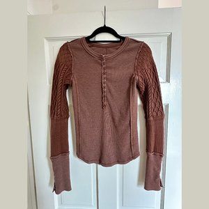 Free People We The Free Twisted Cable Cuff in Caramel Cafe